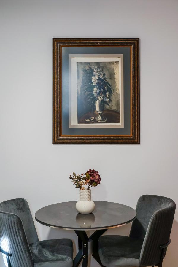 The Chic Retreat Apartment Букурещ Екстериор снимка